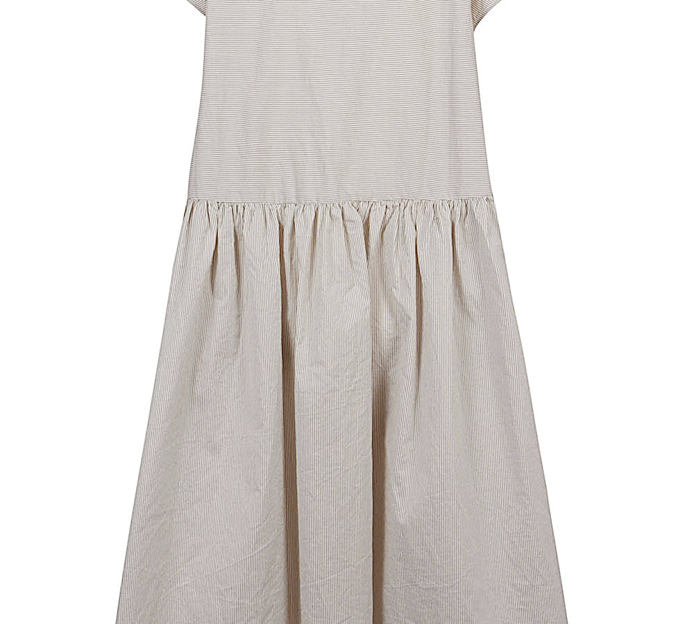 Apuntob Midi Short-Sleeve Ruffled Skirt Back Side View