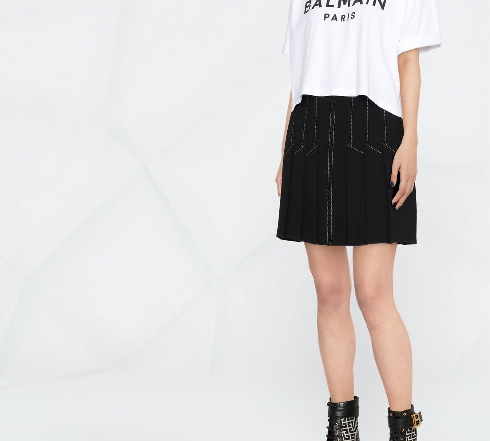 Balmain Cropped Logo Print Cotton Jersey Knit T-Shirt Front Side View